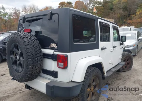 2016 Jeep Wrangler Unlimited Sahara из США, поврежденный, VIN 1C4BJWEG6GL162089